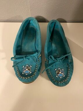 Minnetonka Turquoise Beaded Fringe Moccasins